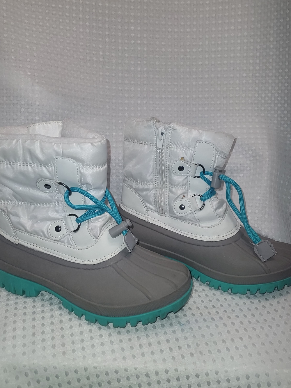 Thermolite White, Gray & Teal Kids Snow Boots